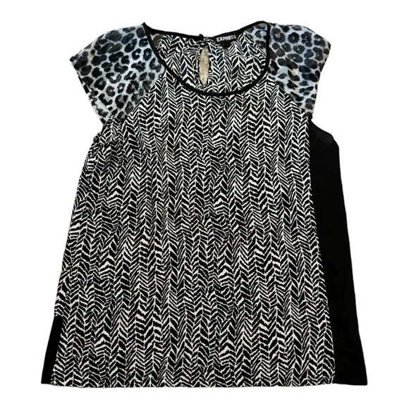 Express Tops - Express Black and White Top
